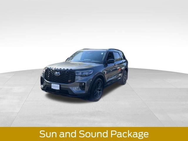 Certified 2025 Ford Explorer ST w/ Sun And Sound Package AWD/4WD image 4