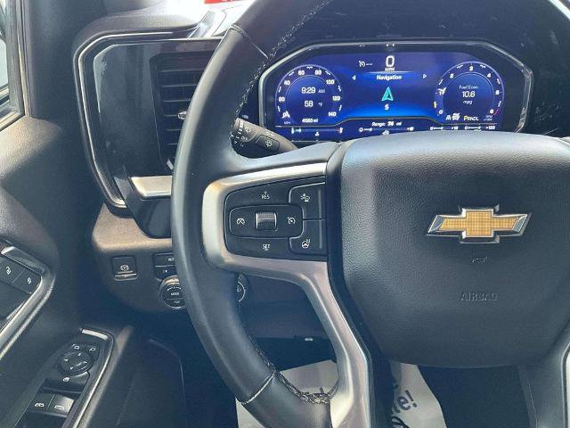 Used 2025 Chevrolet Silverado 1500 LT AWD/4WD image 11