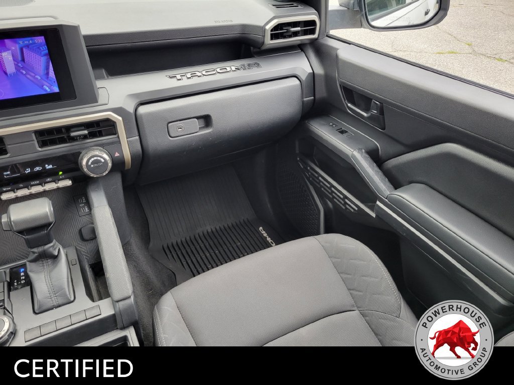 Used 2024 Toyota Tacoma SR AWD/4WD image 21