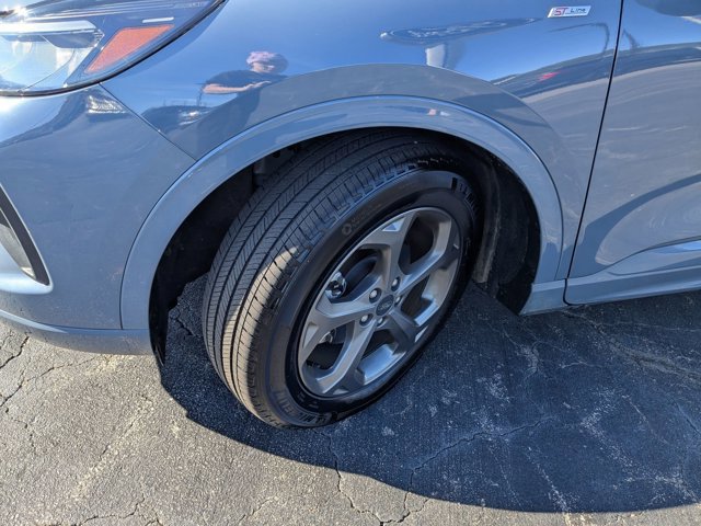 Certified 2024 Ford Escape ST-Line w/ Tech Pack #1 image 11