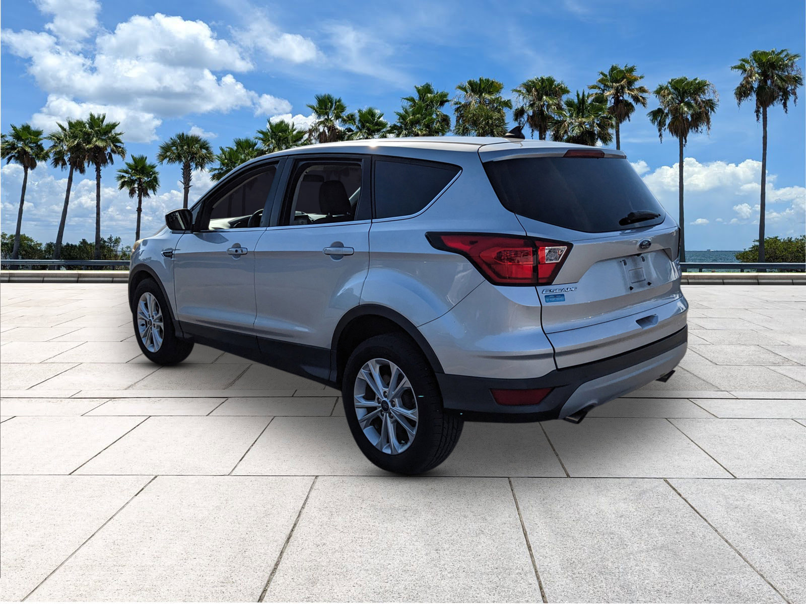 Certified 2019 Ford Escape SE image 6