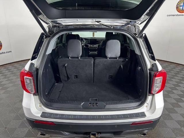 Certified 2022 Ford Explorer XLT w/ Equipment Group 202A AWD/4WD image 20