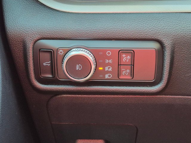 Certified 2023 Ford Explorer XLT w/ Equipment Group 202A RWD image 18