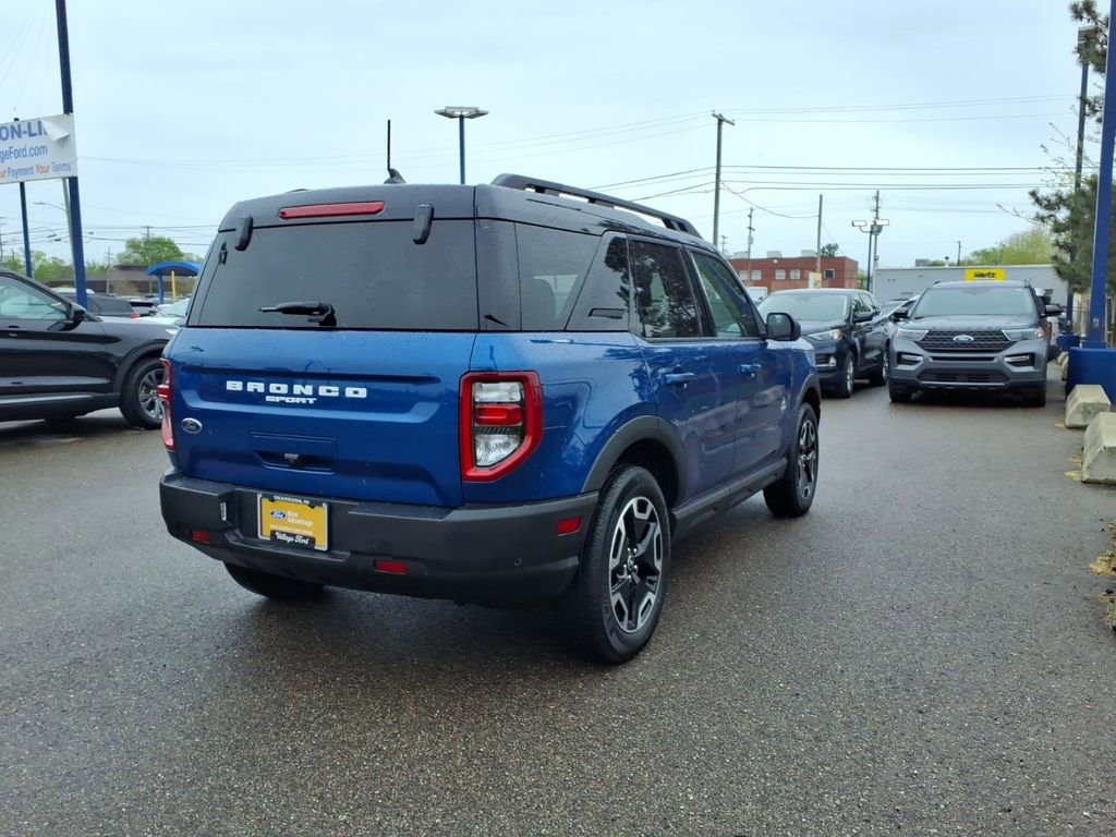 Certified 2024 Ford Bronco Sport Outer Banks w/ Tech Package AWD/4WD image 6