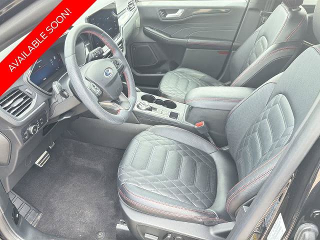 Certified 2023 Ford Escape ST-Line Elite w/ Premium Technology Package AWD/4WD image 10