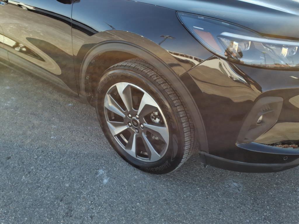 Certified 2024 Ford Escape Platinum image 8