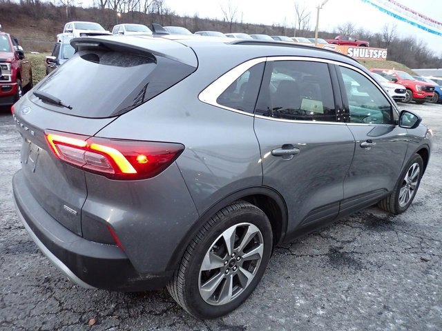 Certified 2025 Ford Escape Platinum image 4