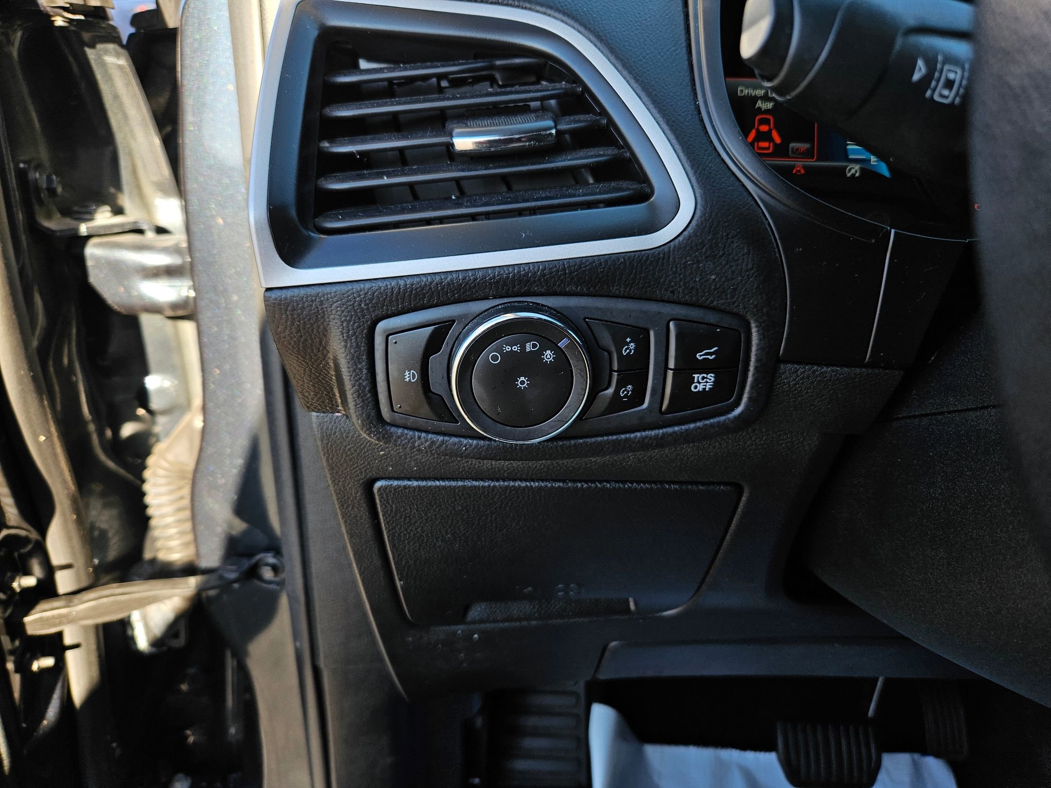 Certified 2023 Ford Edge SEL w/ Sport Appearance Package image 16