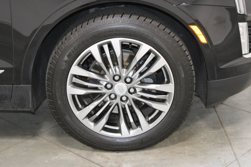Used 2018 Cadillac XT5 Premium Luxury FWD image 13