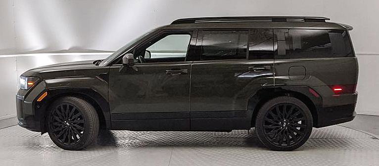 Used 2024 Hyundai Santa Fe Calligraphy image 5