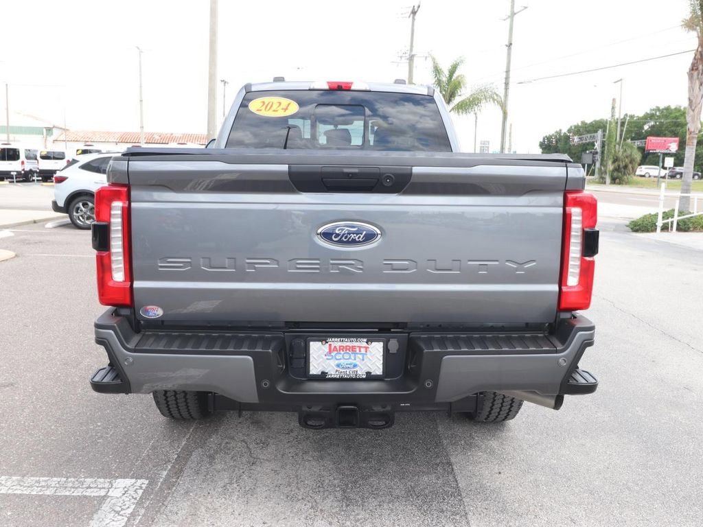 Certified 2024 Ford F250 XL w/ STX Appearance Package AWD/4WD image 4
