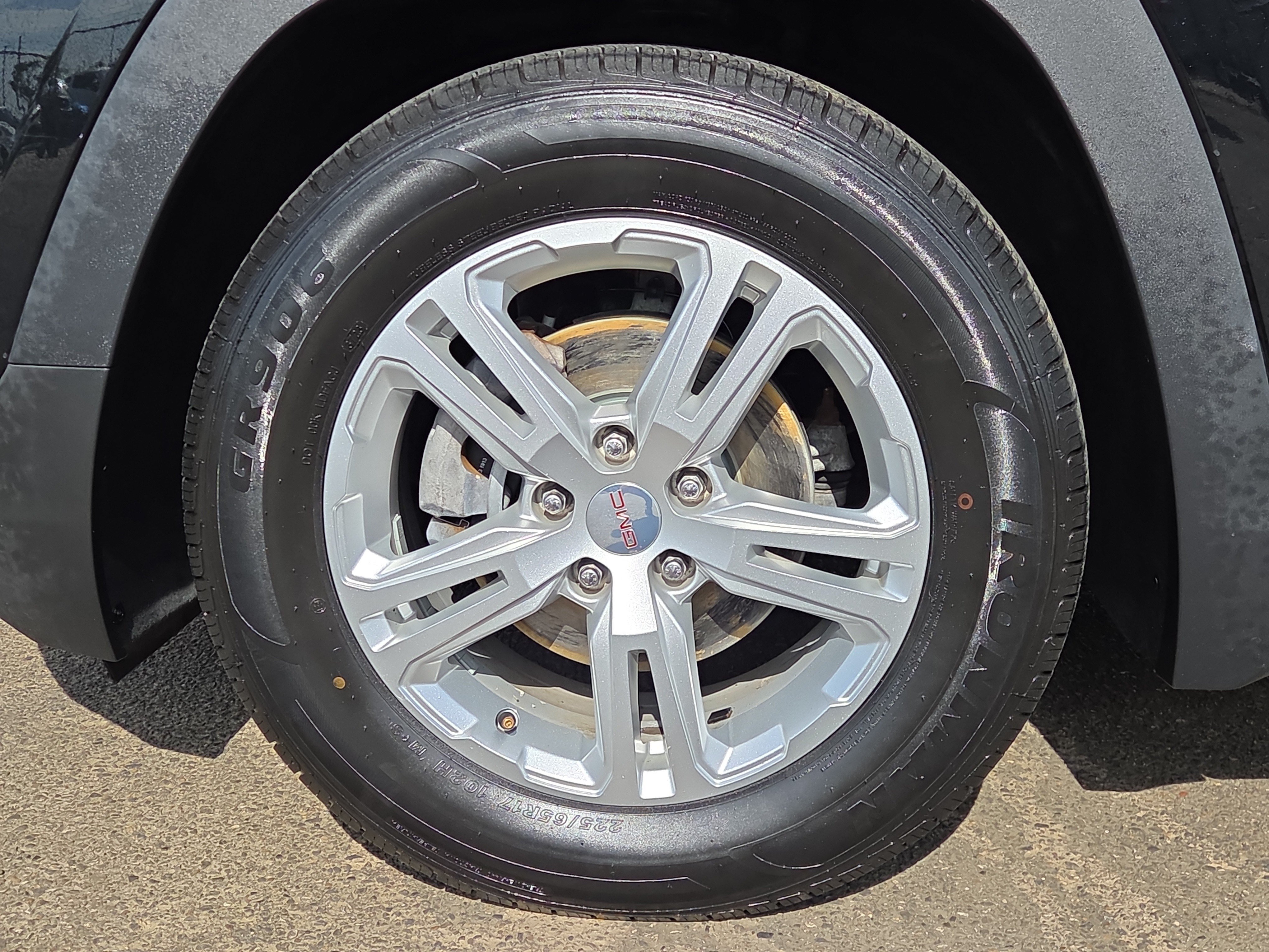 Used 2020 GMC Terrain SLE FWD image 9