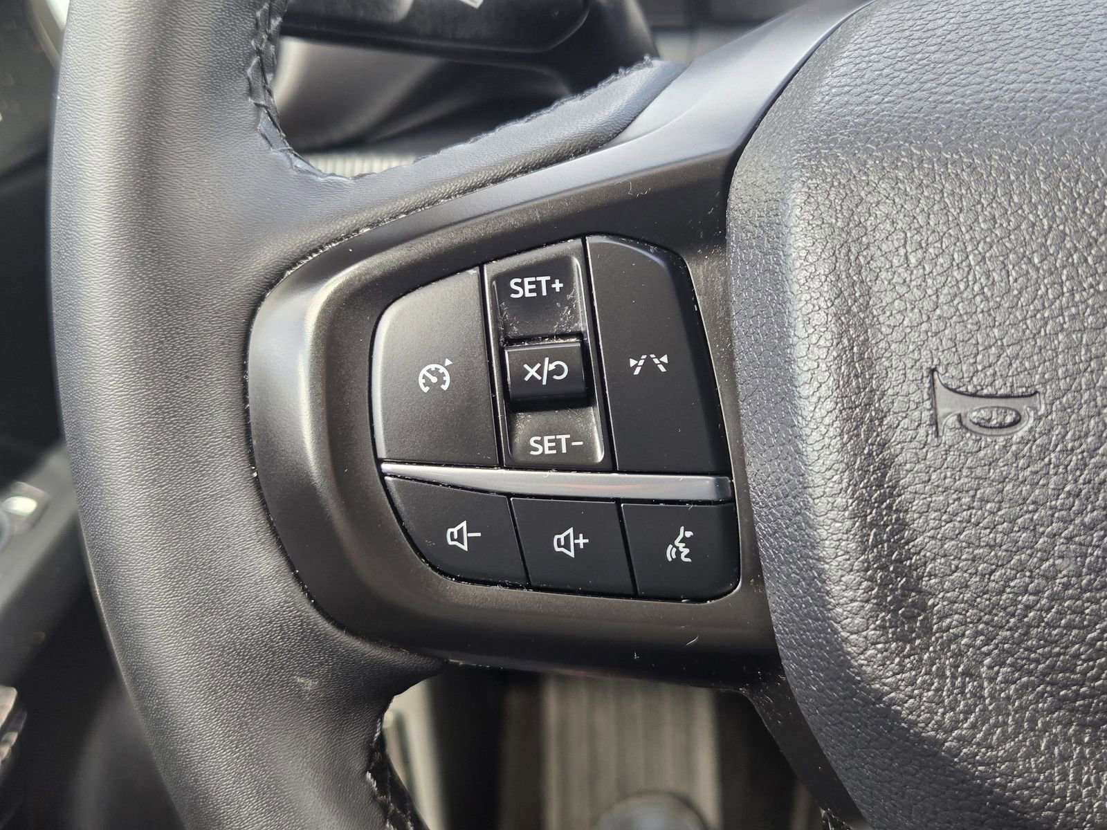 Certified 2024 Ford Ranger XLT w/ FX4 Off-Road Package image 28