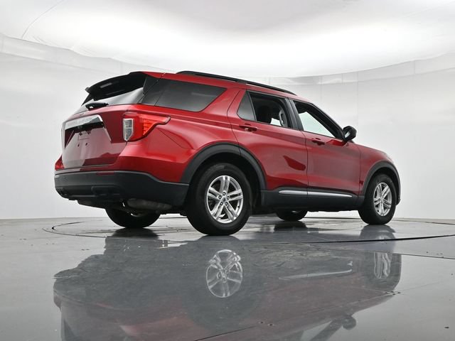 Certified 2023 Ford Explorer XLT RWD image 34
