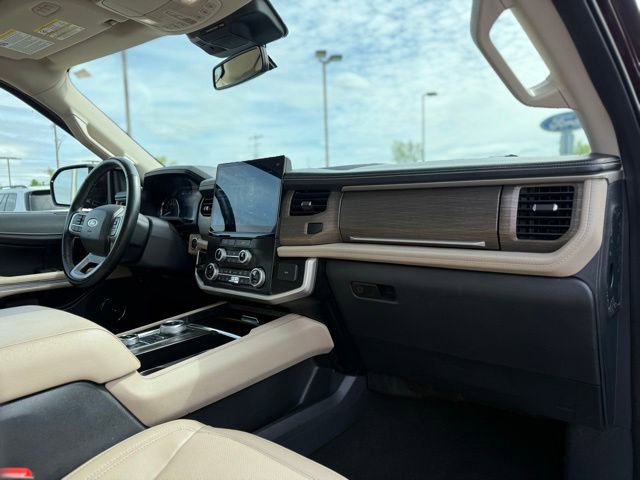Certified 2024 Ford Expedition Max Limited AWD/4WD image 19