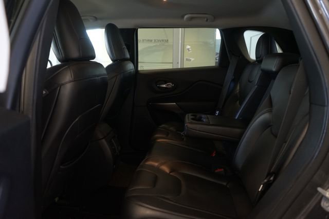 Used 2021 Jeep Cherokee Latitude Lux image 30