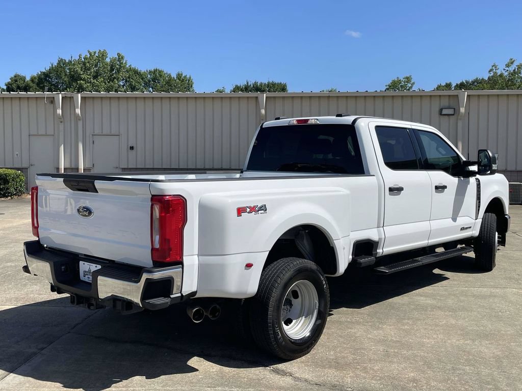 Certified 2026 Ford F350 XLT AWD/4WD image 3