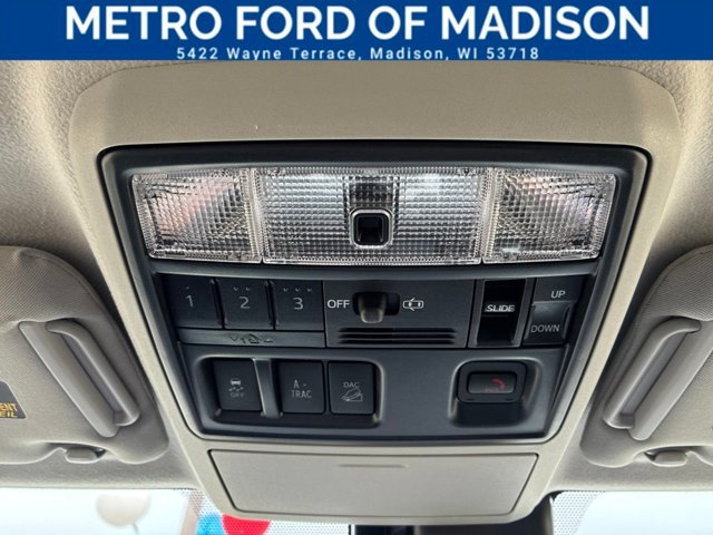 Used 2023 Toyota 4Runner Limited AWD/4WD image 25
