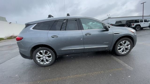 Used 2018 Buick Enclave Avenir w/ Avenir Technology Package image 10