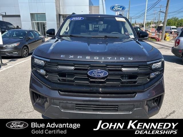 Certified 2025 Ford Expedition Active AWD/4WD image 4
