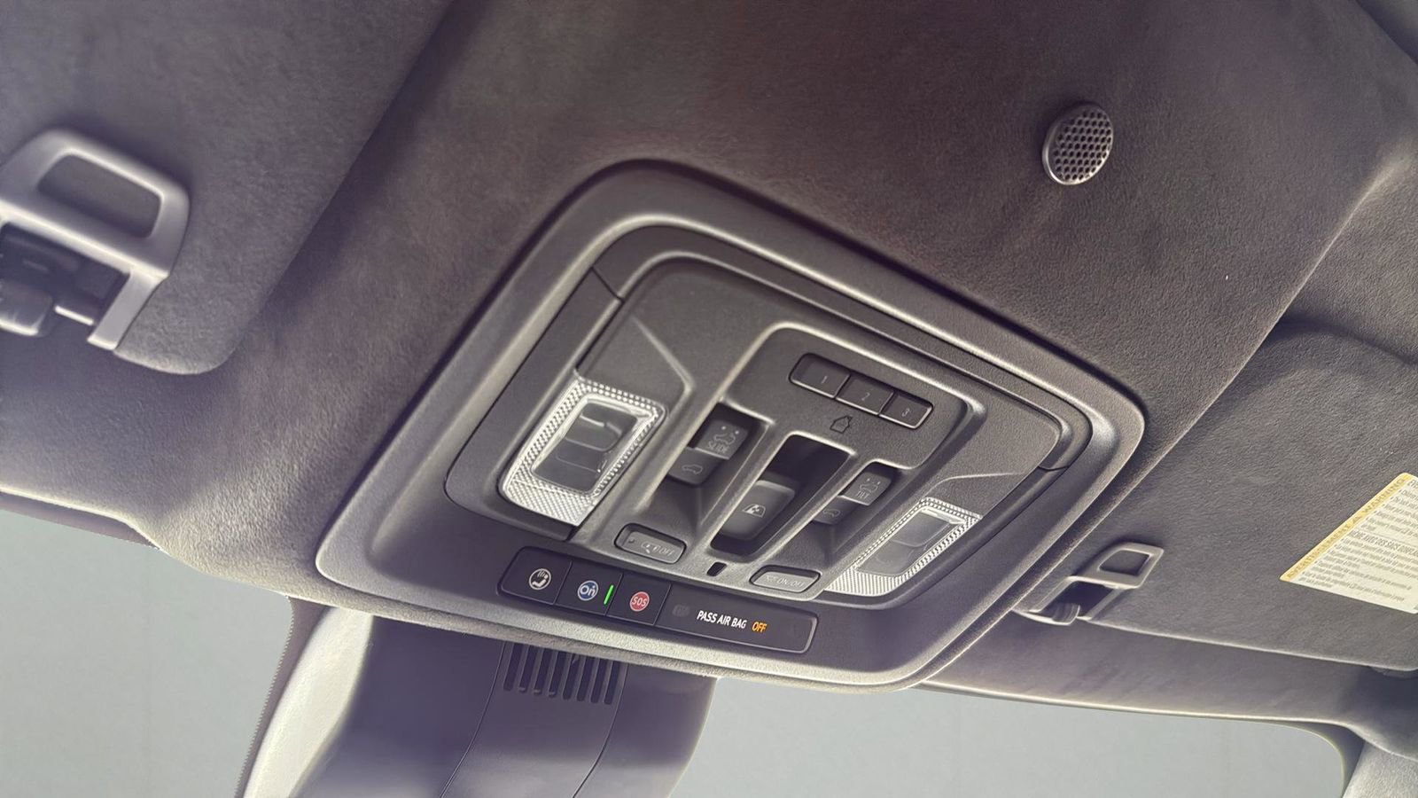 Used 2024 GMC Sierra 1500 AT4X w/ AT4X AEV Edition image 23