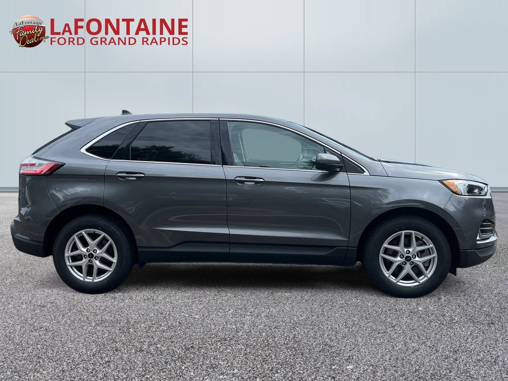 Certified 2023 Ford Edge SEL w/ Convenience Package AWD/4WD image 8