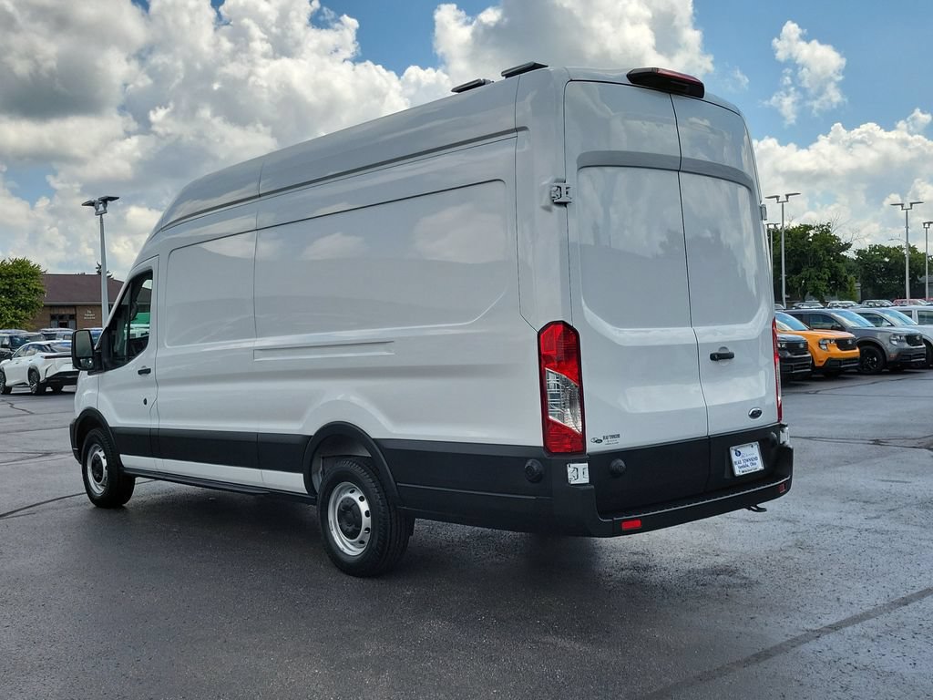 Certified 2025 Ford Transit 250 148 High Roof Extended RWD image 6