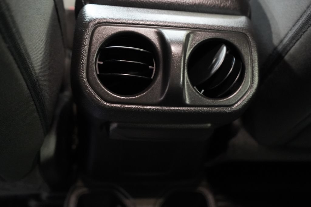 Used 2021 Jeep Wrangler Unlimited Sport AWD/4WD image 27