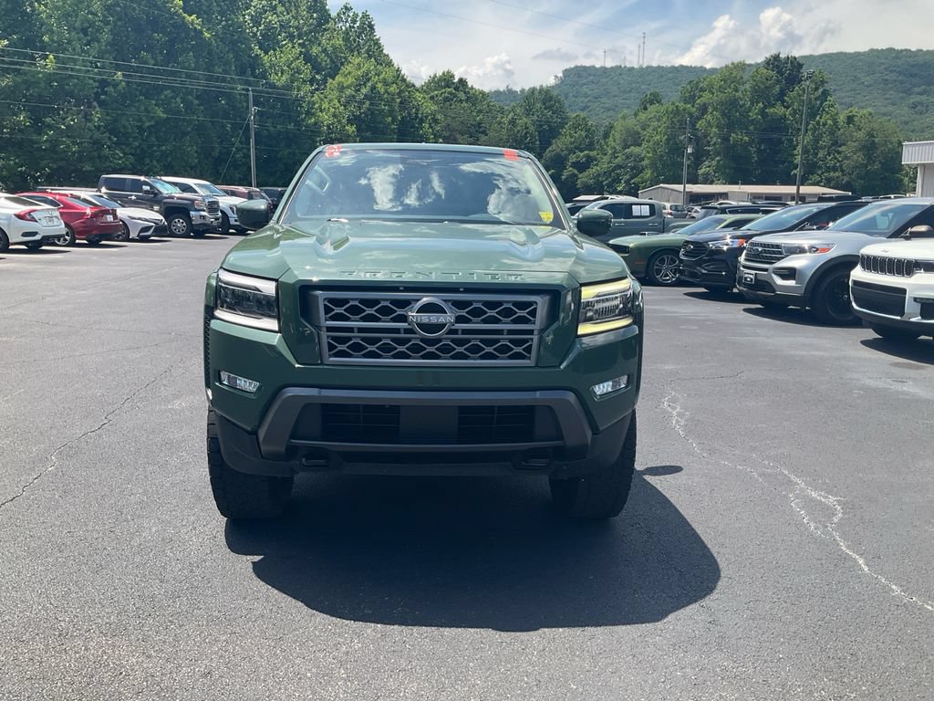 Used 2023 Nissan Frontier SV w/ SV Premium Package AWD/4WD image 2