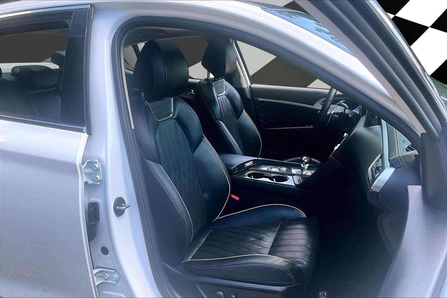 Used 2021 Genesis G70 2.0T w/ Prestige Package AWD/4WD image 7