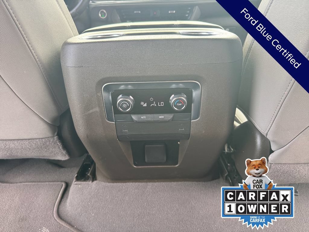 Used 2025 Chevrolet Suburban LT RWD image 29
