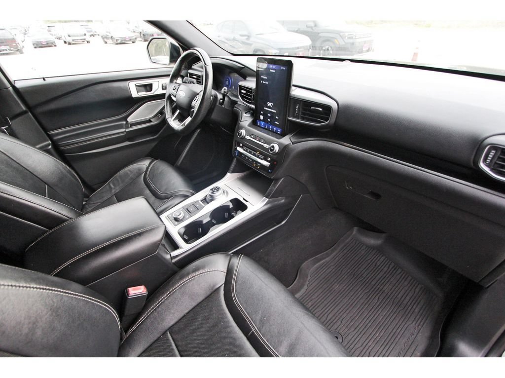Certified 2020 Ford Explorer ST w/ ST Street Pack AWD/4WD image 32