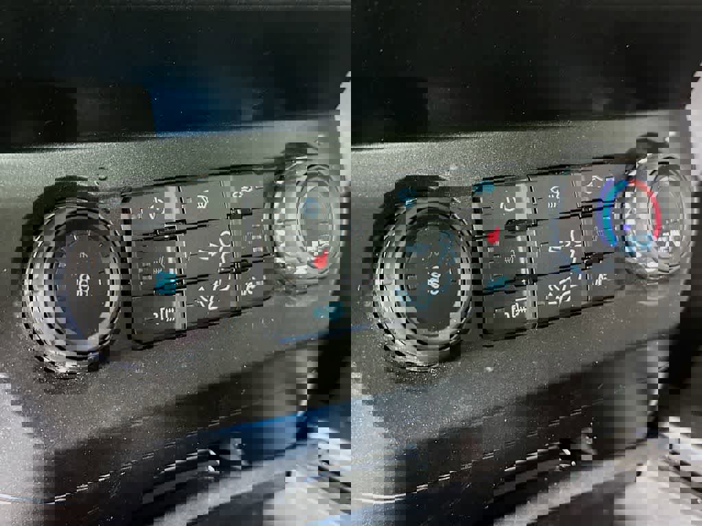 Certified 2020 Ford F250 XLT w/ XLT Premium Package image 21