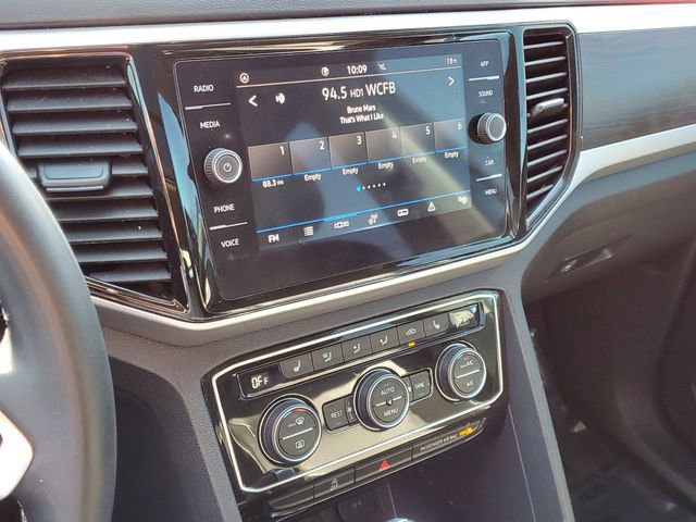 Used 2022 Volkswagen Atlas SE image 25