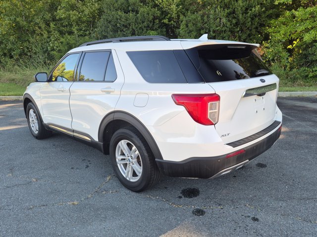 Certified 2023 Ford Explorer XLT w/ Equipment Group 202A AWD/4WD image 6