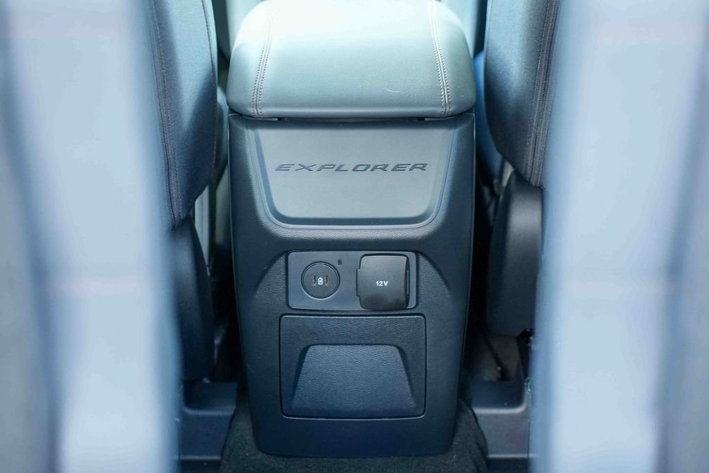 Certified 2026 Ford Explorer Active AWD/4WD image 13
