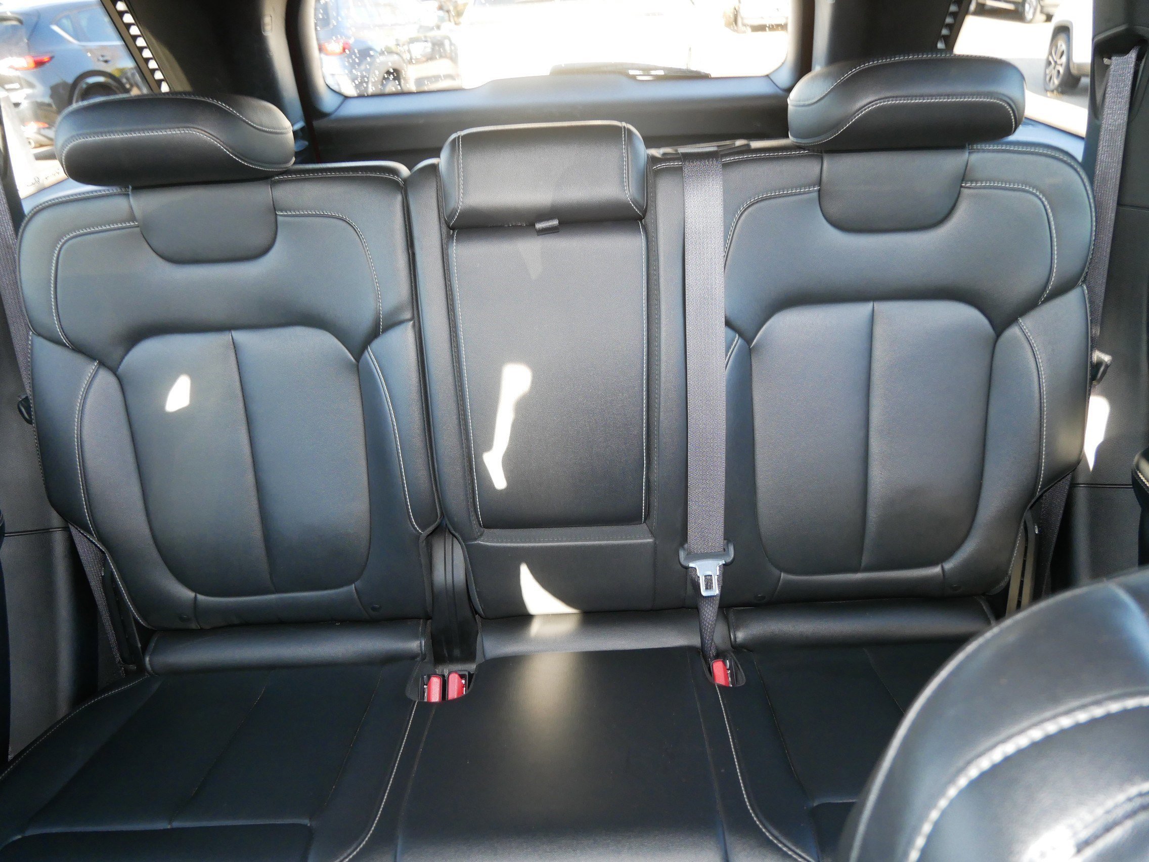 Used 2024 Jeep Grand Cherokee Limited 4xe image 13