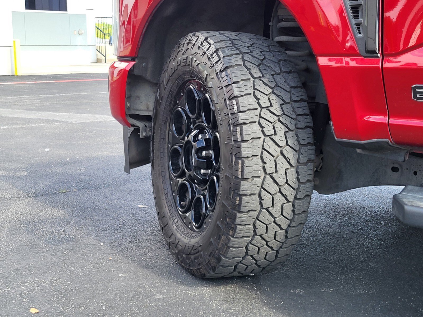 Certified 2024 Ford F250 Lariat w/ Black Appearance Package AWD/4WD image 33