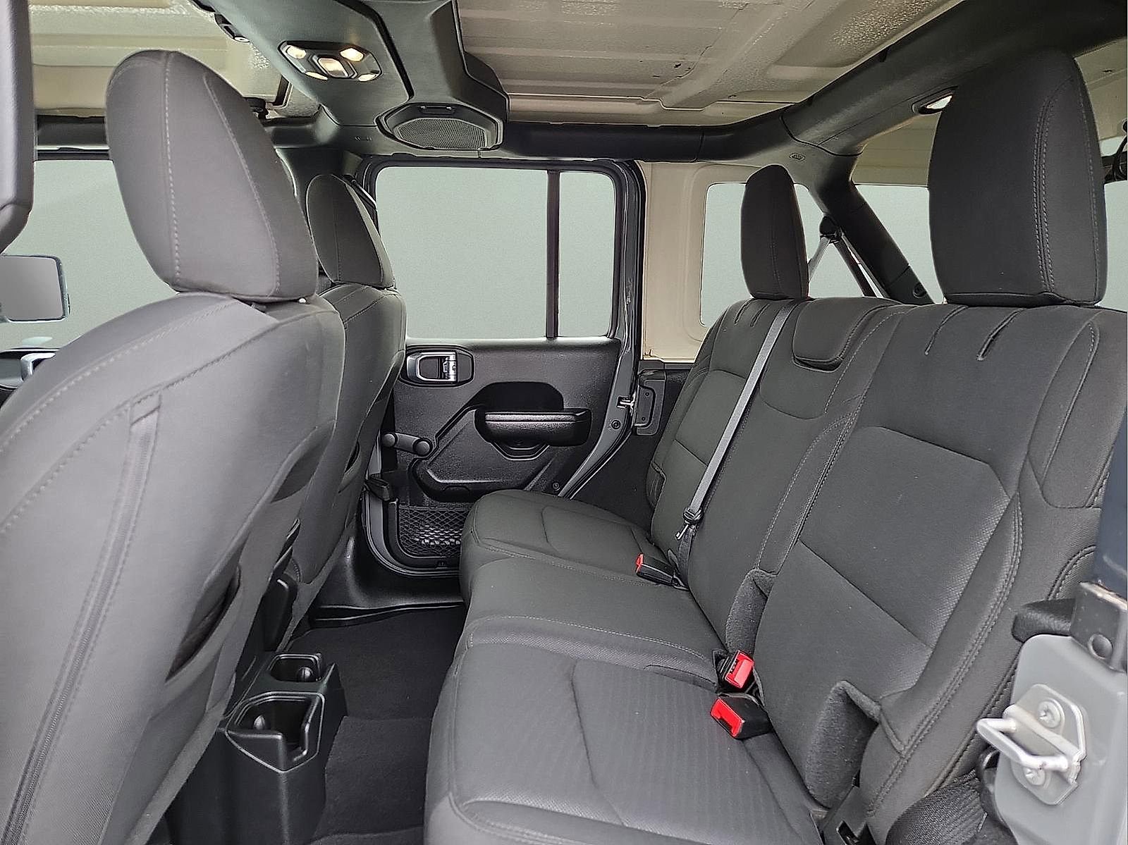 Used 2021 Jeep Wrangler Unlimited Willys image 10