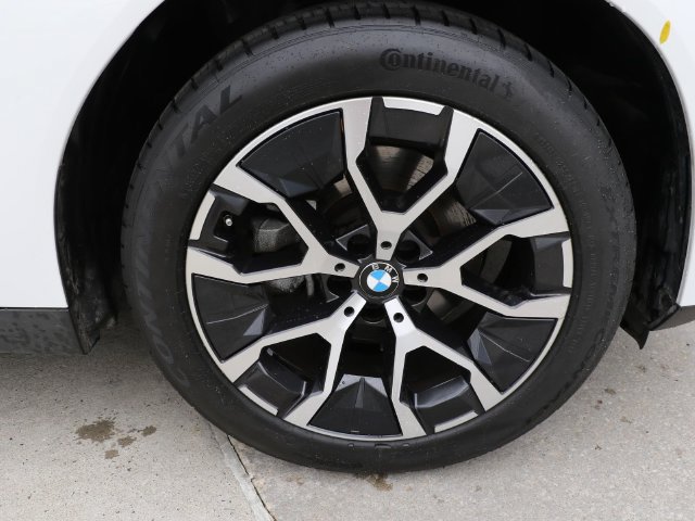 Used 2026 BMW X3 xDrive30i AWD/4WD image 9