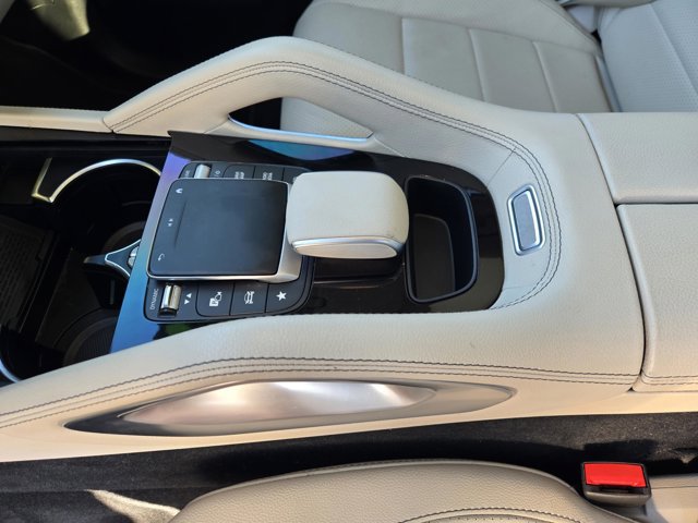 Used 2021 Mercedes-Benz GLE 350 4MATIC image 23