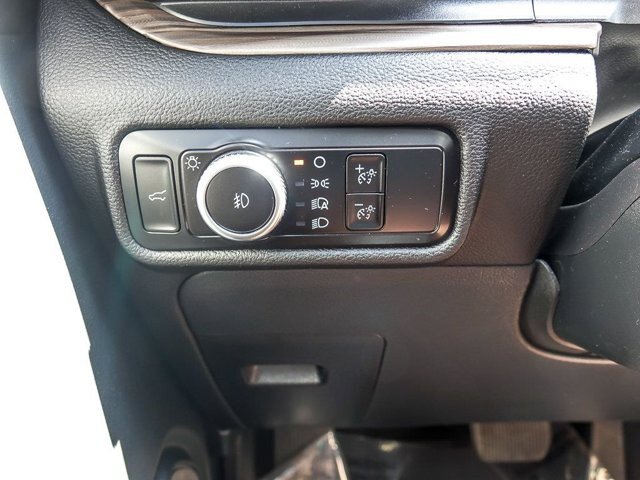 Certified 2023 Ford Explorer Limited w/ Limited Technology Package RWD image 21