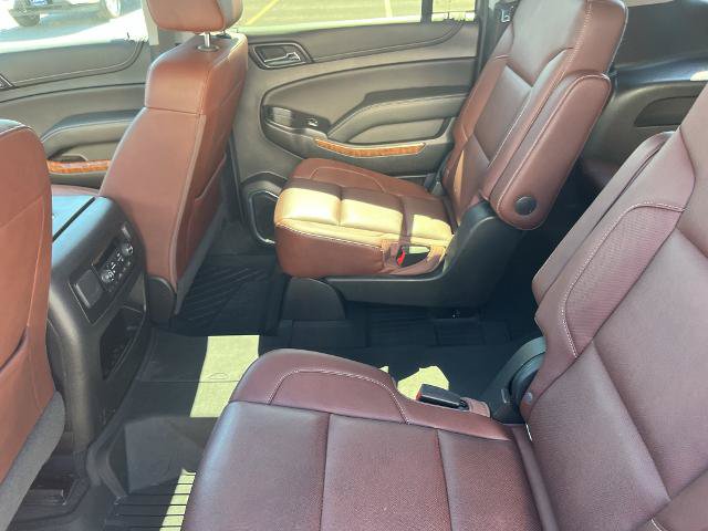 Used 2020 Chevrolet Suburban Premier w/ Premier Plus Edition AWD/4WD image 24