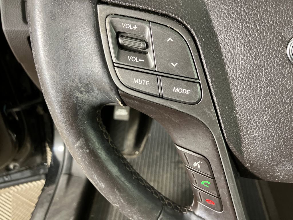 Used 2017 Hyundai Santa Fe Sport image 14