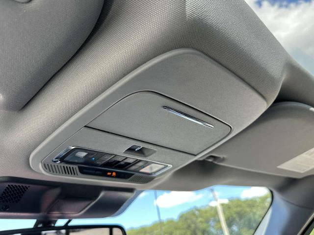 Certified 2022 Ford F150 Lariat w/ Equipment Group 502A High image 32