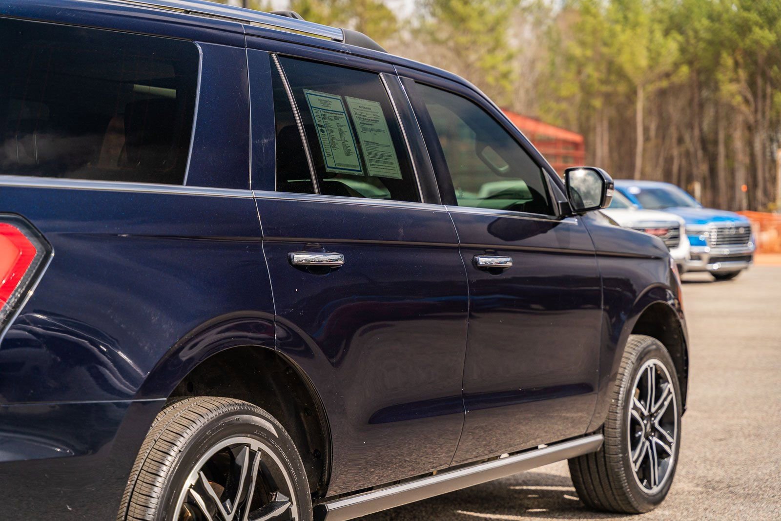 Certified 2021 Ford Expedition Limited AWD/4WD image 8