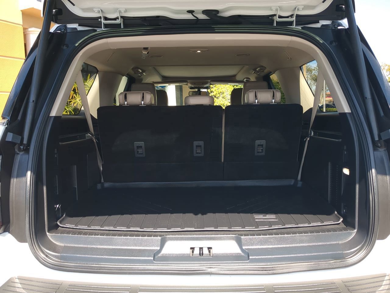 Certified 2022 Ford Expedition Max Limited image 13