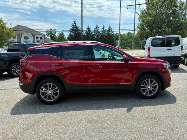 Used 2023 GMC Terrain SLT AWD/4WD image 4