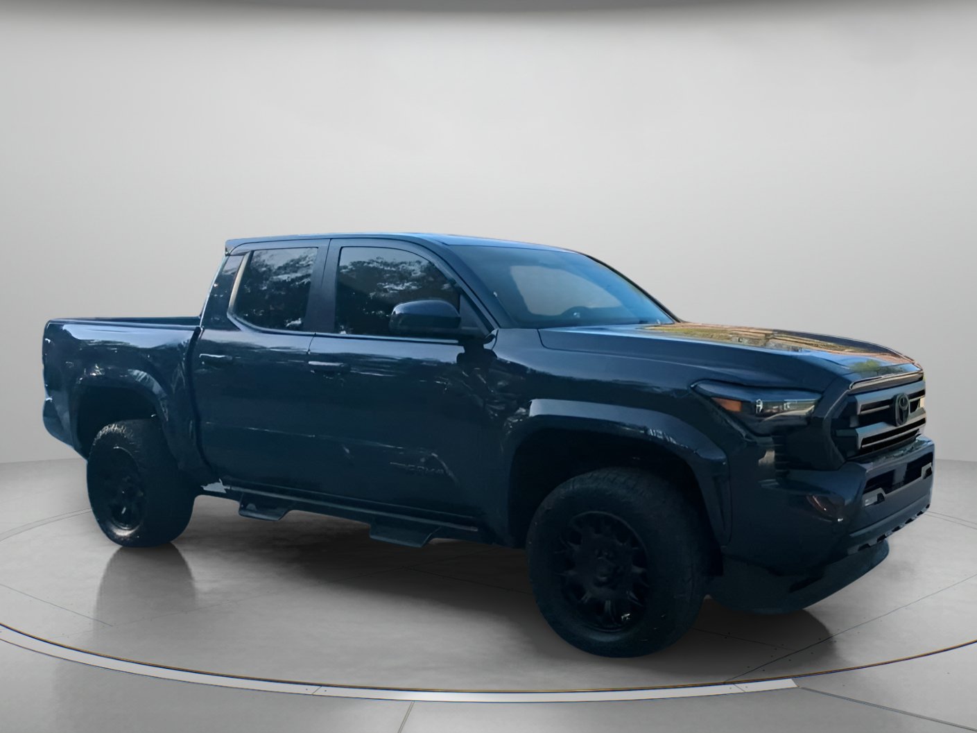 Used 2025 Toyota Tacoma SR5 AWD/4WD image 36