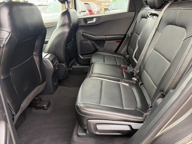 Certified 2020 Ford Escape Titanium image 11